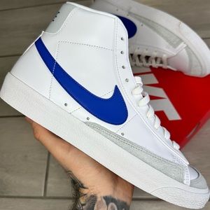NIKE BLAZER MID WHITE BLUE SNEAKERS